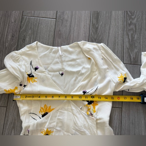 Free People|Time on my Side Floral Wrap Mini Dress in White and Yellow••Feminine - Picture 12 of 13